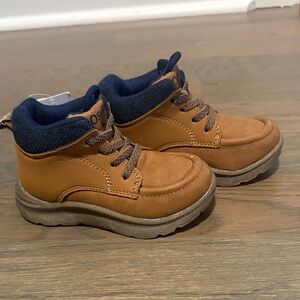 NWT OshKosh B'gosh Tan Kids Boots